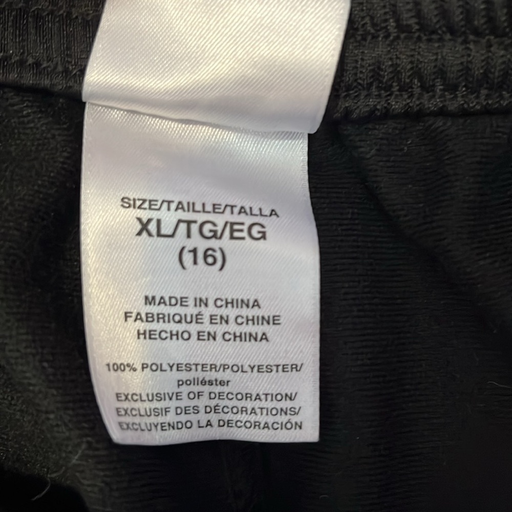 Adidas track suit - Picture 3 of 3